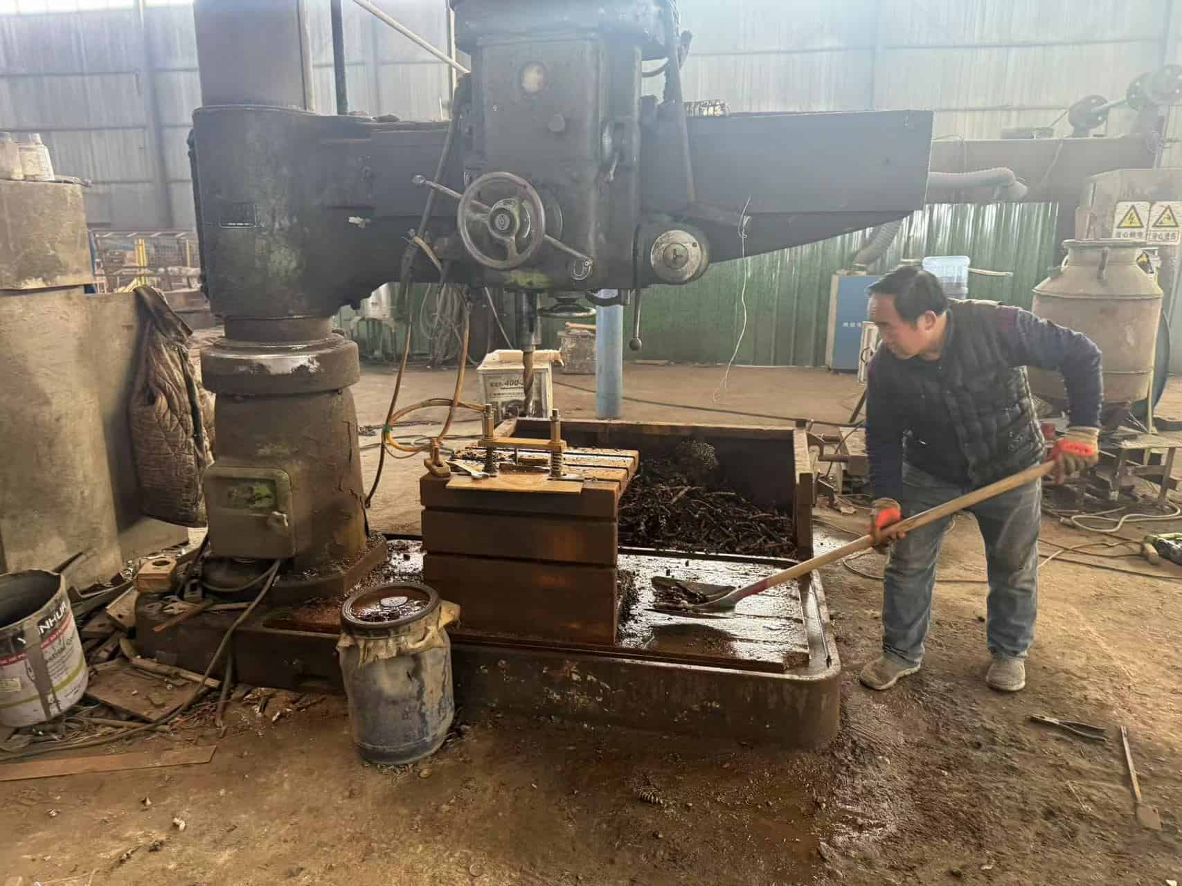 Muestra de material resistente al desgaste de doble metal